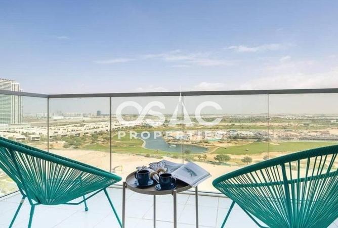 Студия, 46 м², Damac Hills — вид на поле для гольфа, с мебелью, высокий этаж