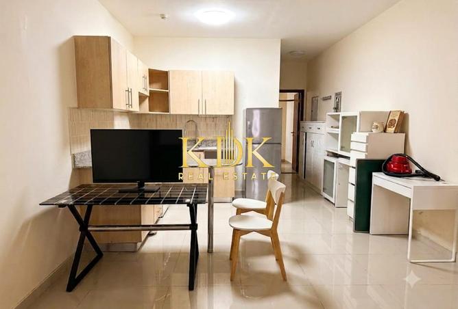 Студия, 50 м², Majan — балкон