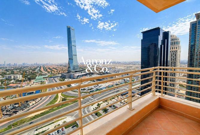 Квартира с 1 спальней, 75 м², Jumeirah Lake Towers — высокий этаж, два балкона, свободна